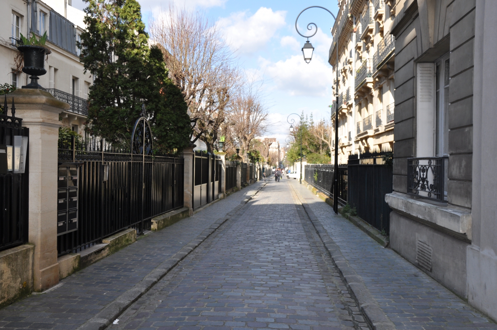Les villages des Batignolles et ses bâtisses préservées / Visites ...